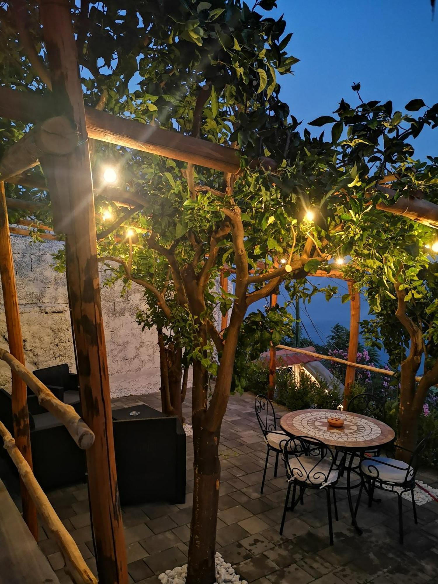 Villa Furoris Apartment 푸로레 외부 사진